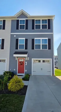 $217,000 | 114 Slate Rdg Drive, Barberton, OH 44203