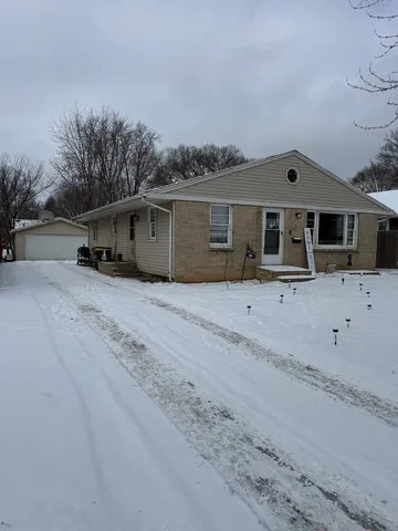 $170,000 | 2111 23rd Street, Rockford, IL 61108