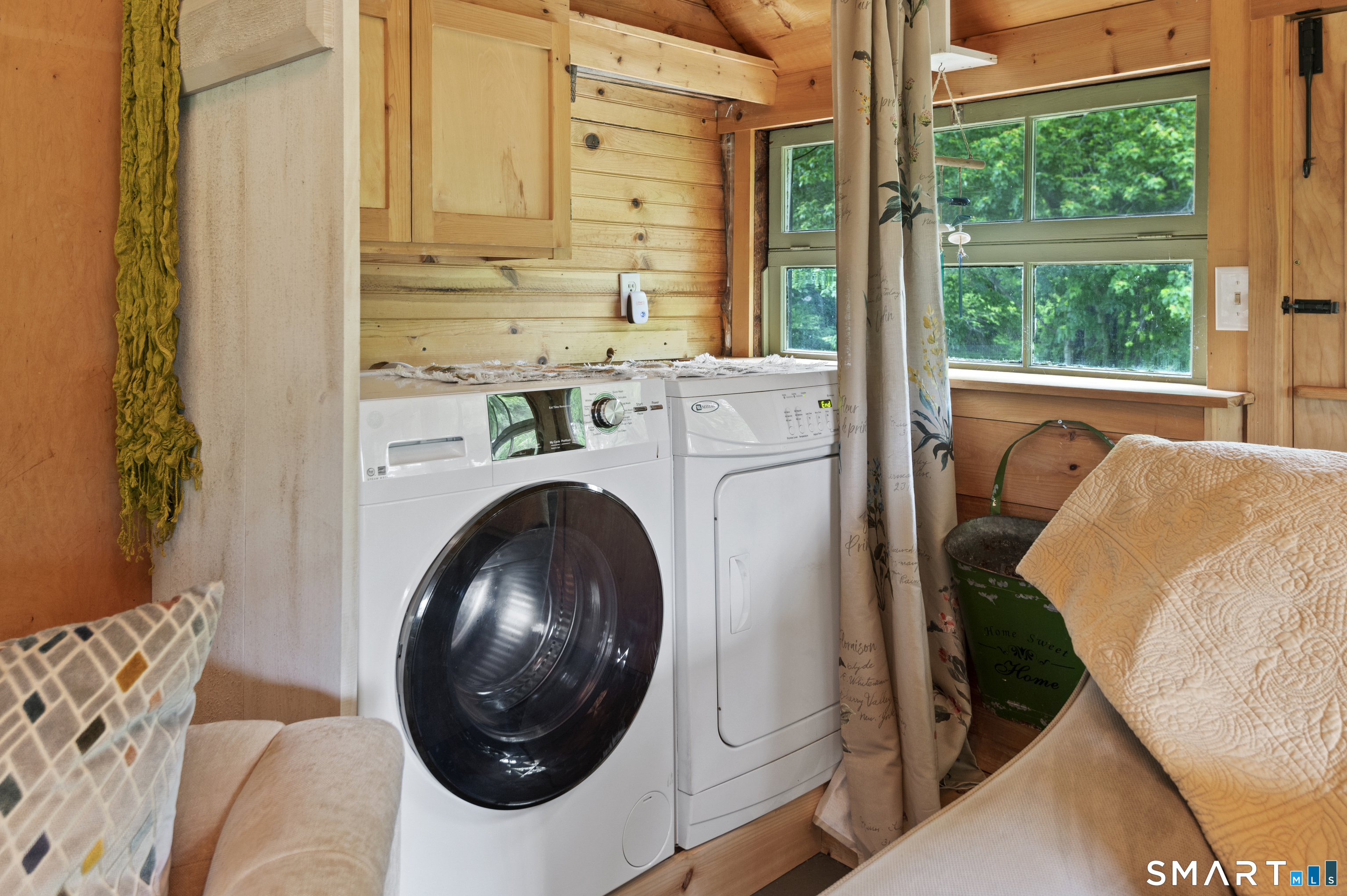92 Bokum Road Old Saybrook, CT 06475 - Photo 34 of 40 Laundry area in upper level studio