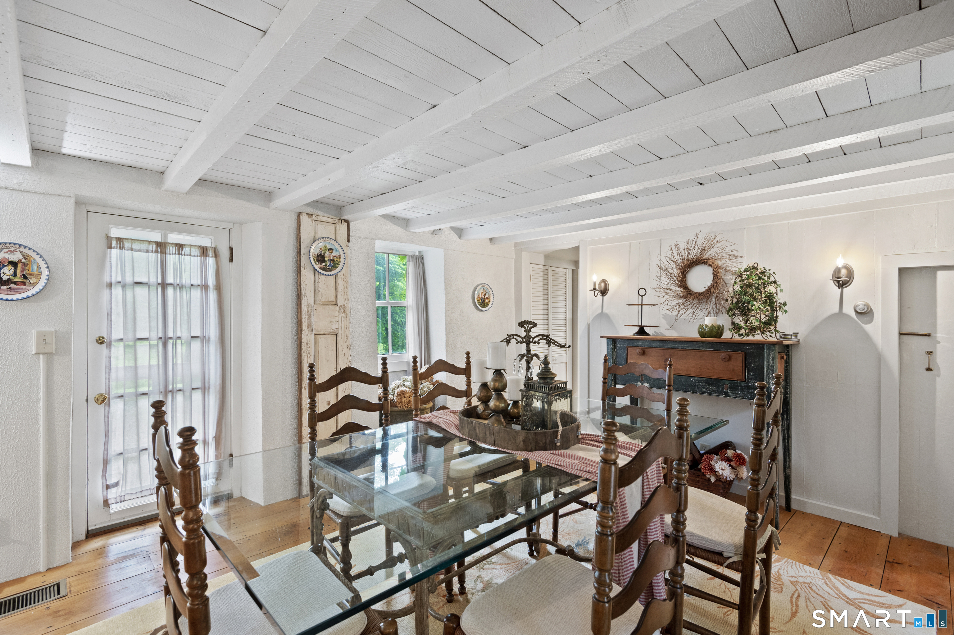 92 Bokum Road Old Saybrook, CT 06475 - Photo 10 of 40