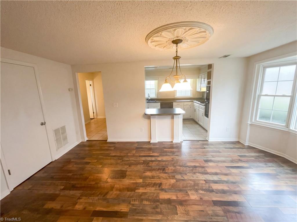 2202 Huntington Road, Unit F1 Burlington, NC 27215 - Photo 4 of 19