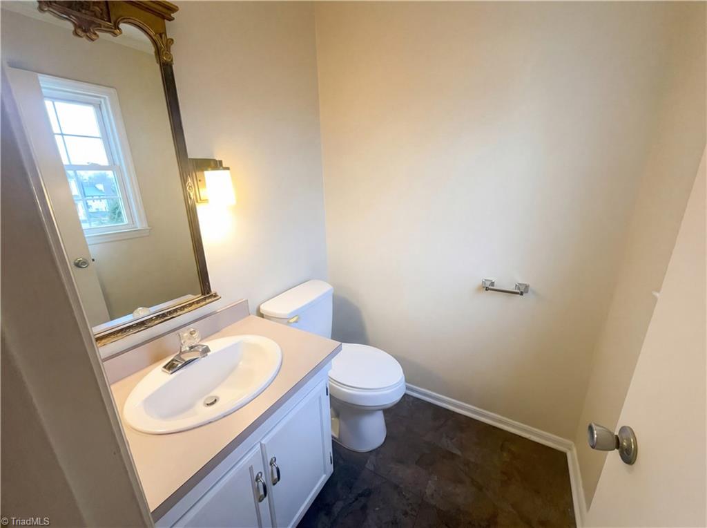 2202 Huntington Road, Unit F1 Burlington, NC 27215 - Photo 7 of 19