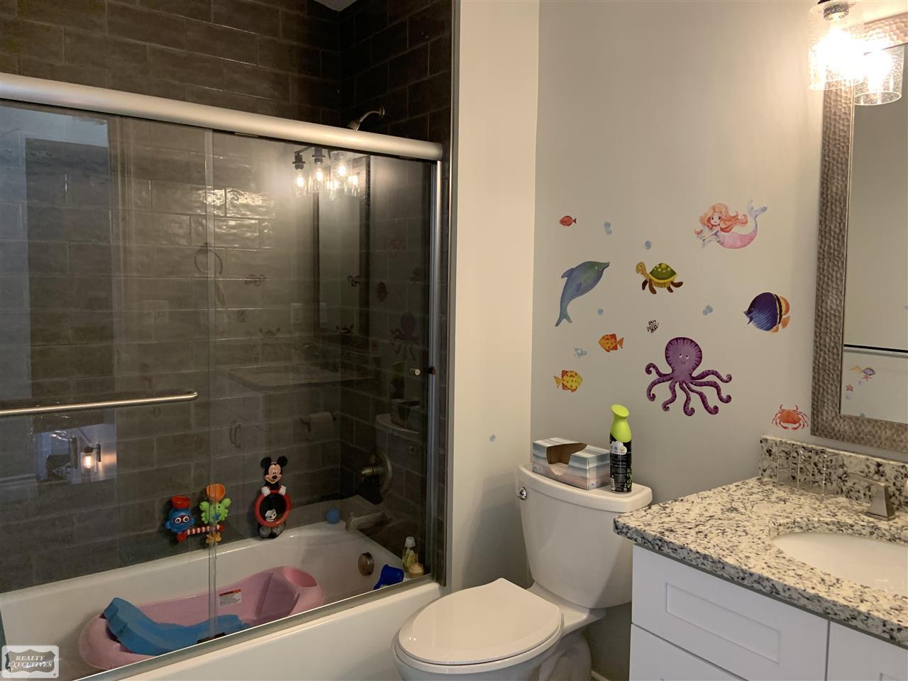 199 West Lafayette Street Romeo, MI 48065 - Photo 33 of 55 50067738-32.JPG