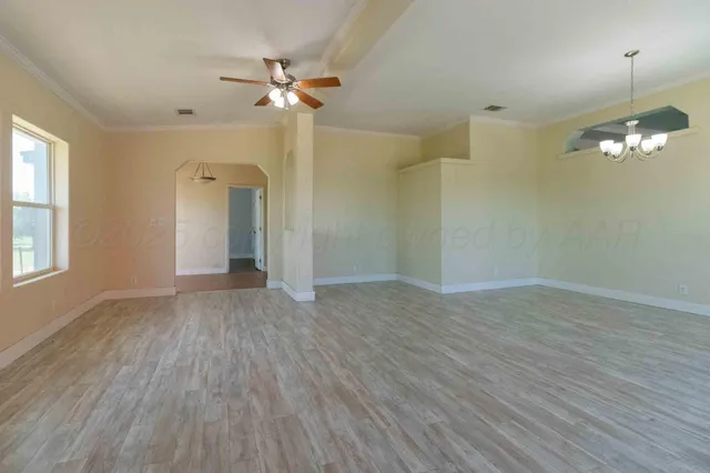 $950,000 | 8040 County Road 2, Mobeetie, TX 79061