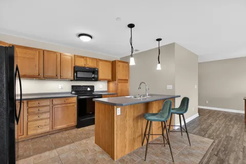 $299,000 | 428 Lafayette Road, Unit 403, Hampton, NH 03842