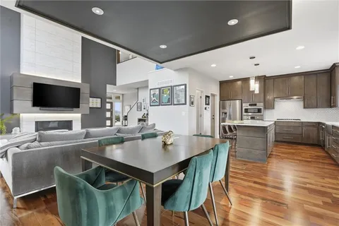 $725,000 | 4502 Northwest 70 Terrace, Kansas City, MO 64151