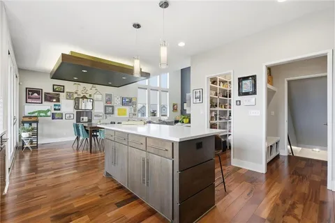 $725,000 | 4502 Northwest 70 Terrace, Kansas City, MO 64151