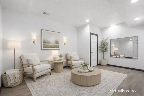 $700,000 | 4502 Northwest 70 Terrace, Kansas City, MO 64151