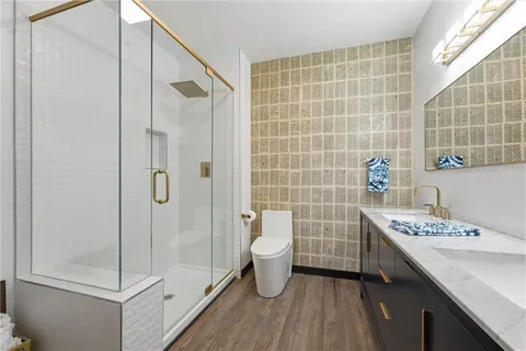 $725,000 | 4502 Northwest 70 Terrace, Kansas City, MO 64151