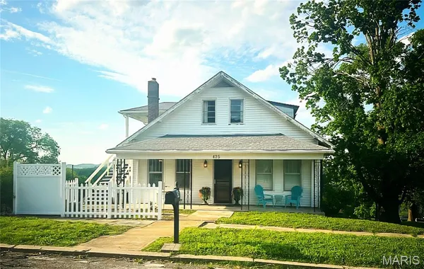$269,900 | 423 East 3rd Street, Hermann, MO 65041