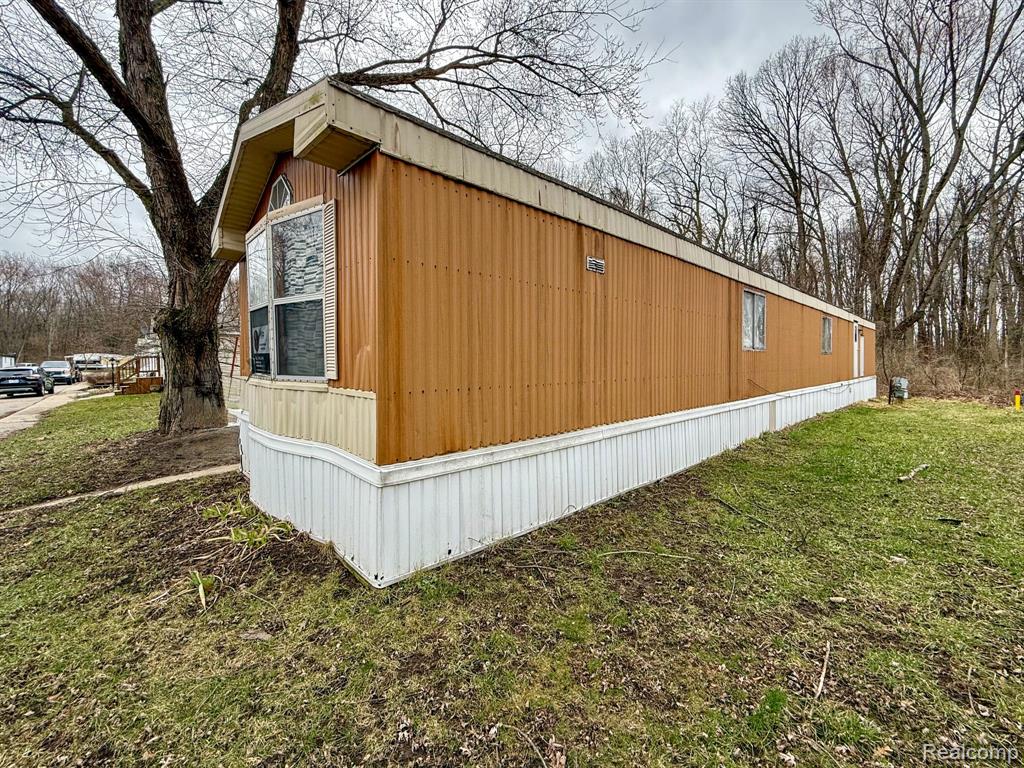 435 Rustic Lane South Belleville, MI 48111 - Photo 21 of 21