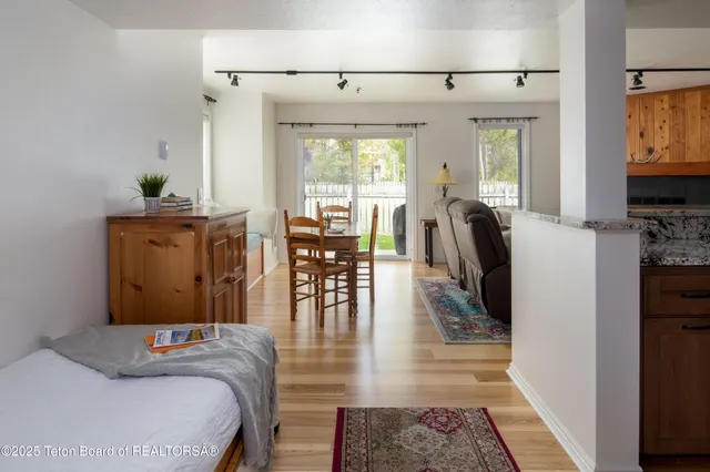 $1,080,000 | 3946 South Lake Creek Drive, Unit 111, Wilson, WY 83014