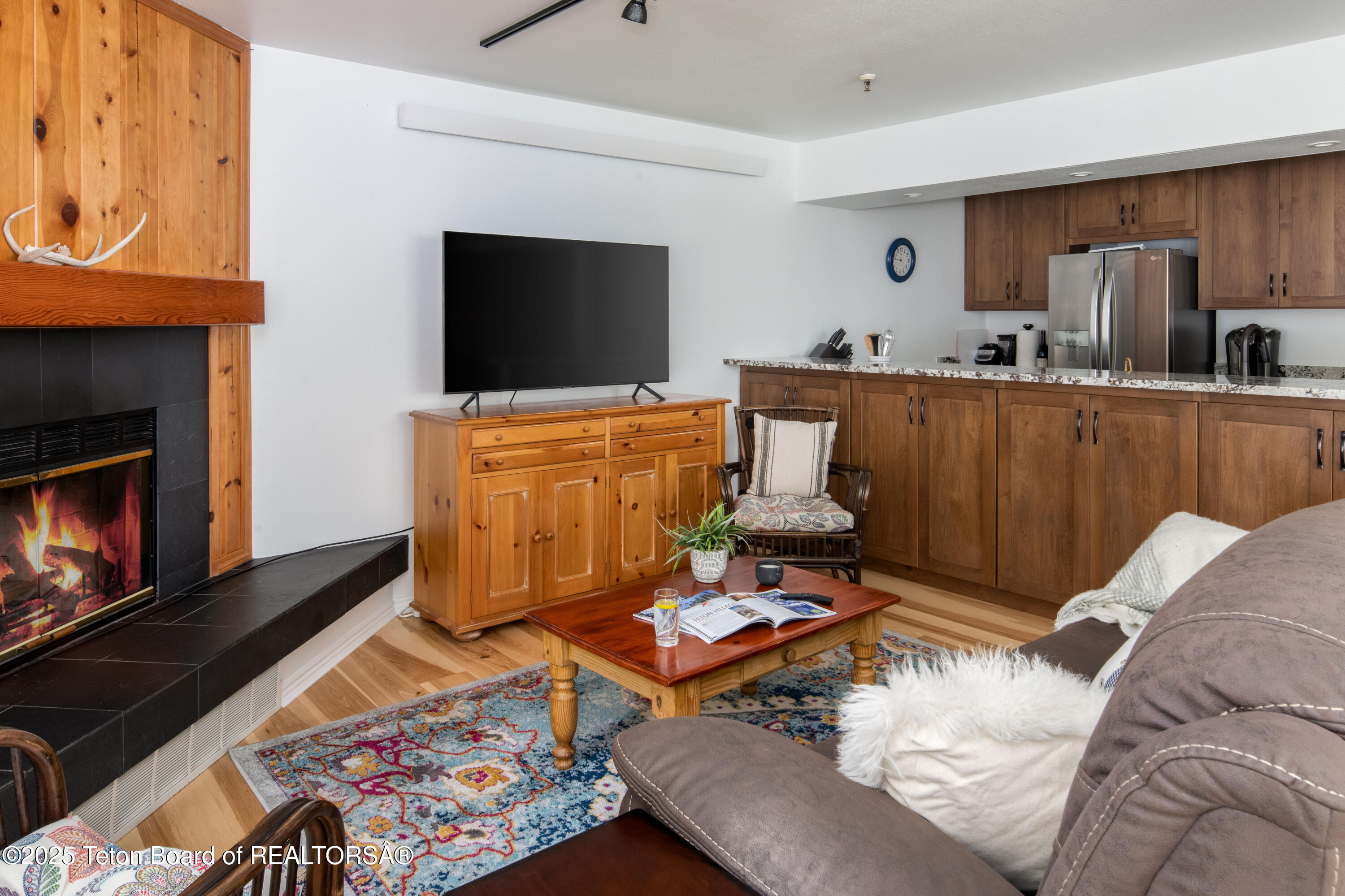 3946 South Lake Creek Drive, Unit 111 Wilson, WY 83014 - Photo 5 of 14 OutpostMedia_20210920_web-9