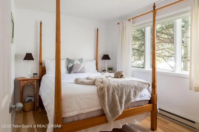 $1,080,000 | 3946 South Lake Creek Drive, Unit 111, Wilson, WY 83014