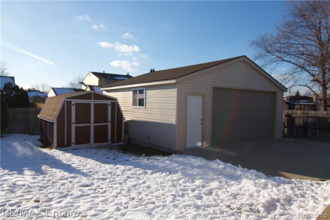 45411 Spagnuolo Road Macomb, MI 48044 - Photo 53 of 64 IMG_0198.jpg