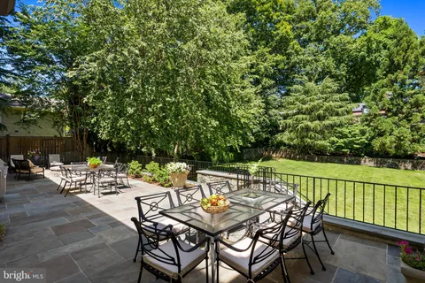 $2,850,000 | 7009 Loch Lomond Drive, Bethesda, MD 20817