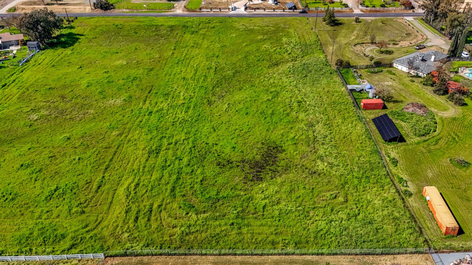 9999 Anaconda Road Madera, CA 93636 - Photo 20 of 20 a view of yard