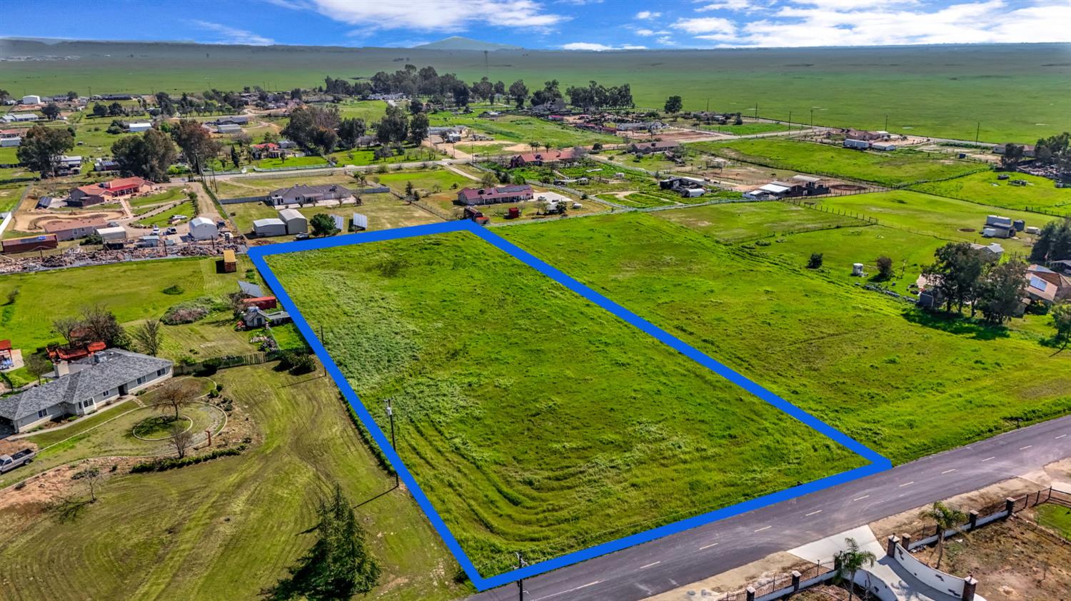 9999 Anaconda Road Madera, CA 93636 - Photo 3 of 20 a view of a city