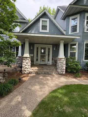 $685,500 | 1710 Maple Avenue, Benson, MN 56215