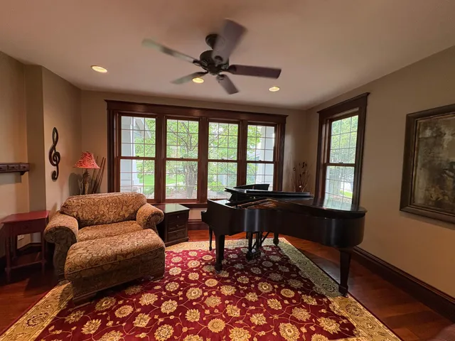 $685,500 | 1710 Maple Avenue, Benson, MN 56215