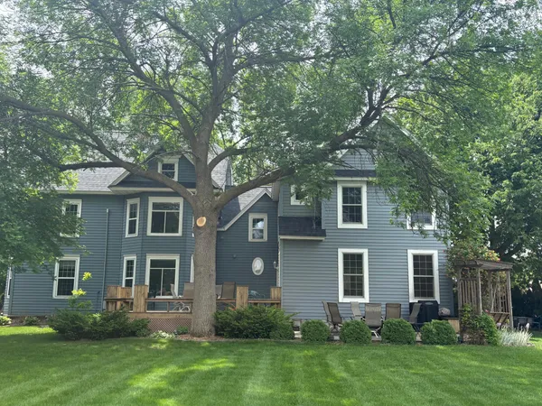 $685,500 | 1710 Maple Avenue, Benson, MN 56215