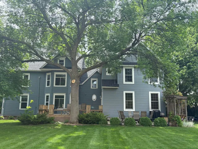 $685,500 | 1710 Maple Avenue, Benson, MN 56215