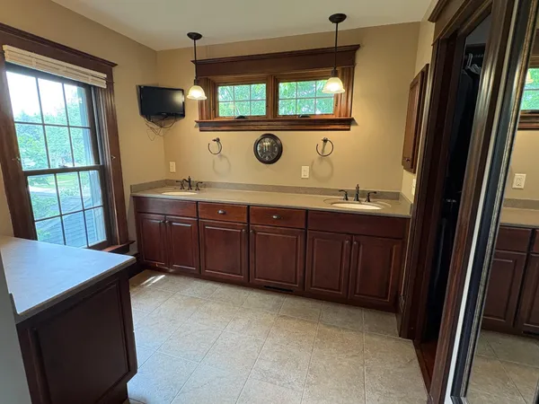 $685,500 | 1710 Maple Avenue, Benson, MN 56215