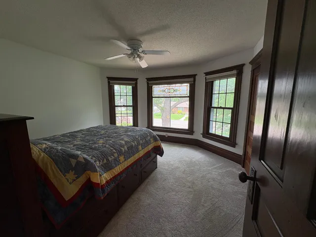 $685,500 | 1710 Maple Avenue, Benson, MN 56215