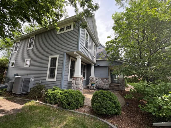 $685,500 | 1710 Maple Avenue, Benson, MN 56215