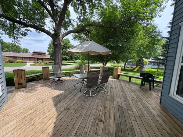 $685,500 | 1710 Maple Avenue, Benson, MN 56215