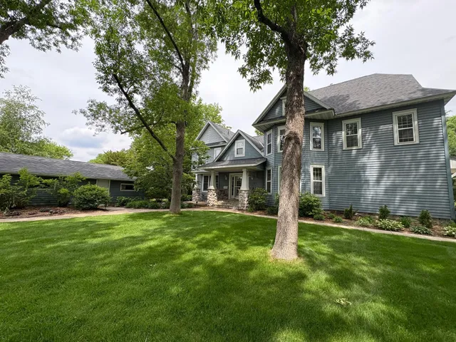 $685,500 | 1710 Maple Avenue, Benson, MN 56215