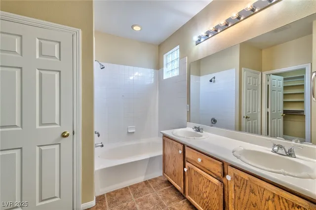 $2,095 | 6236 Huntington Ridge Avenue, Las Vegas, NV 89139