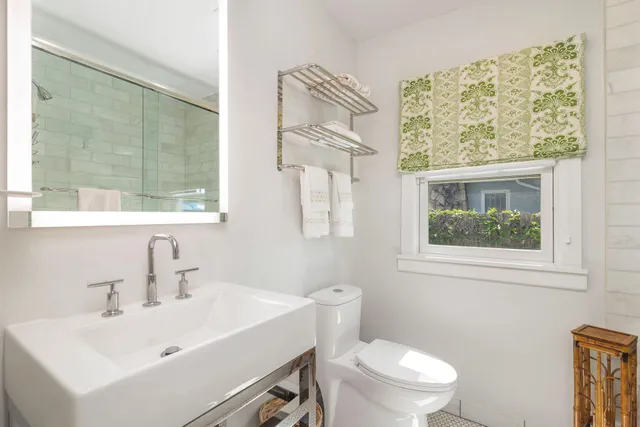 $1,495,000 | 216 Lakeland Drive, West Palm Beach, FL 33405