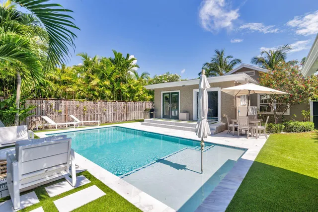 $1,495,000 | 216 Lakeland Drive, West Palm Beach, FL 33405