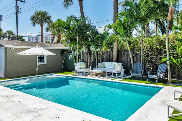 $1,495,000 | 216 Lakeland Drive, West Palm Beach, FL 33405