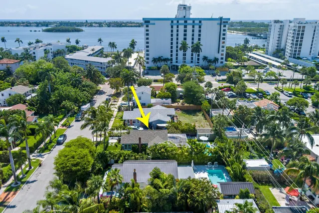 $1,495,000 | 216 Lakeland Drive, West Palm Beach, FL 33405