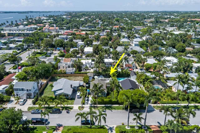 $1,495,000 | 216 Lakeland Drive, West Palm Beach, FL 33405