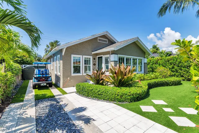 $1,495,000 | 216 Lakeland Drive, West Palm Beach, FL 33405