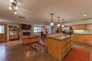 $25,000,000 | 19204 Farm To Market 359, Hempstead, TX 77445