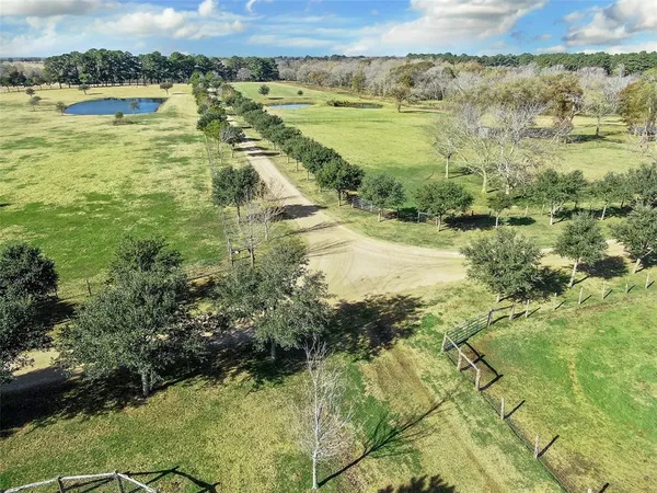 $25,000,000 | 19204 Farm To Market 359, Hempstead, TX 77445