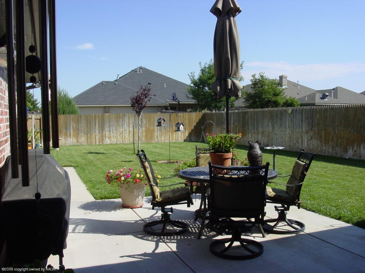 6910 Thunder Road Amarillo, TX 79119 - Photo 5 of 28 backyard