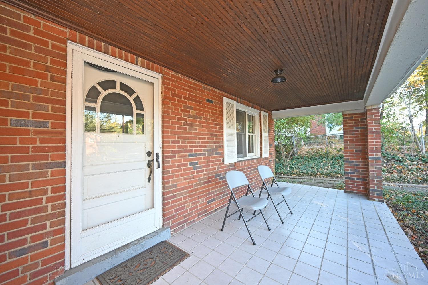 7757 Shawnee Run Road Cincinnati, OH 45243 - Photo 4 of 40