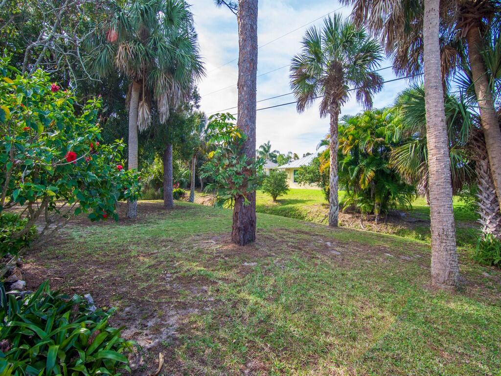 166 Delmar Street Sebastian, FL 32958 - Photo 32 of 39 Image00032