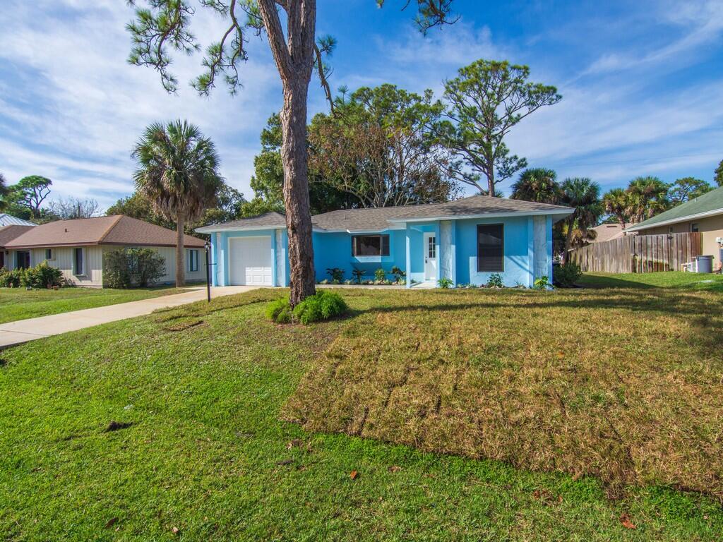 166 Delmar Street Sebastian, FL 32958 - Photo 35 of 39 Image00001