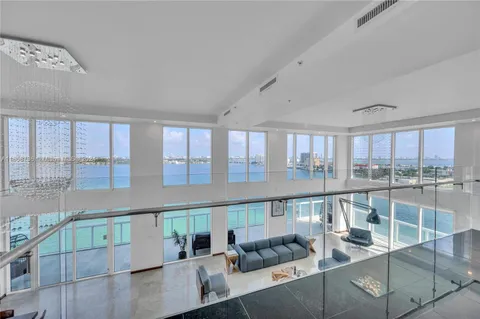 $25,000,000 | 7939 East Drive, Unit 15, North Bay Village, FL 33141