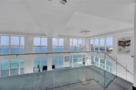 $25,000,000 | 7939 East Drive, Unit 15, North Bay Village, FL 33141