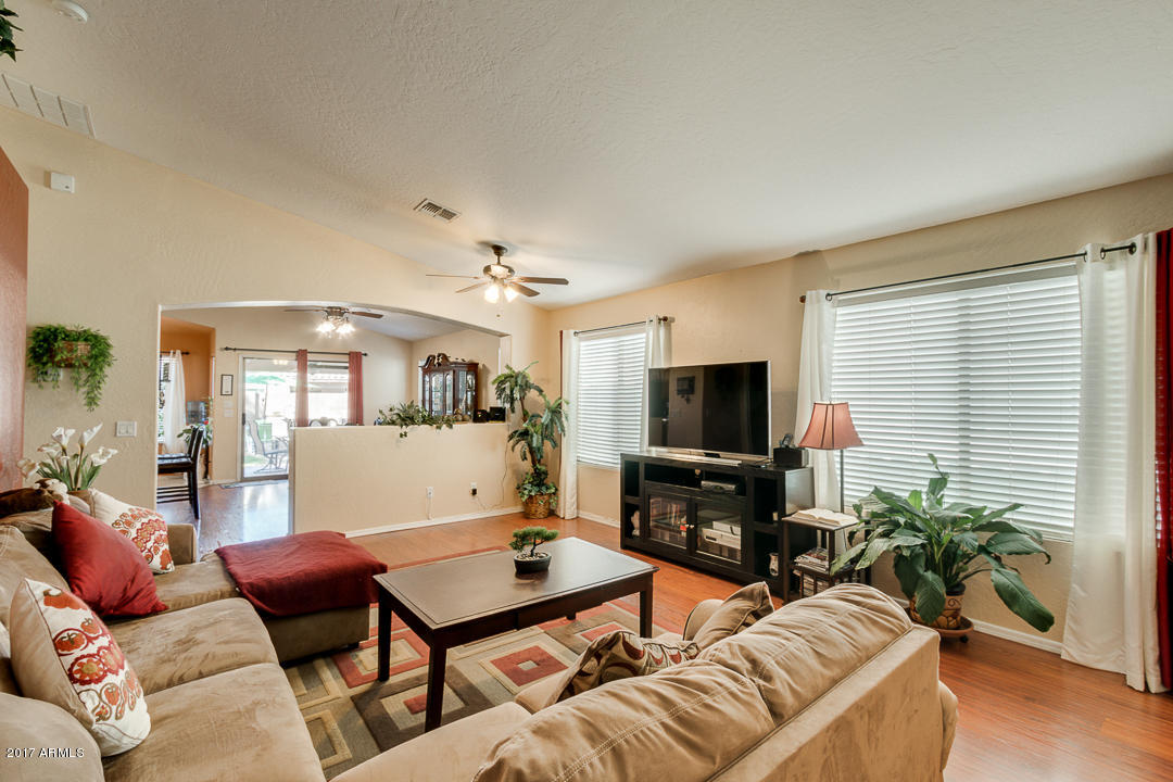 9804 West Heber Road Tolleson, AZ 85353 - Photo 5 of 24 06-Heber