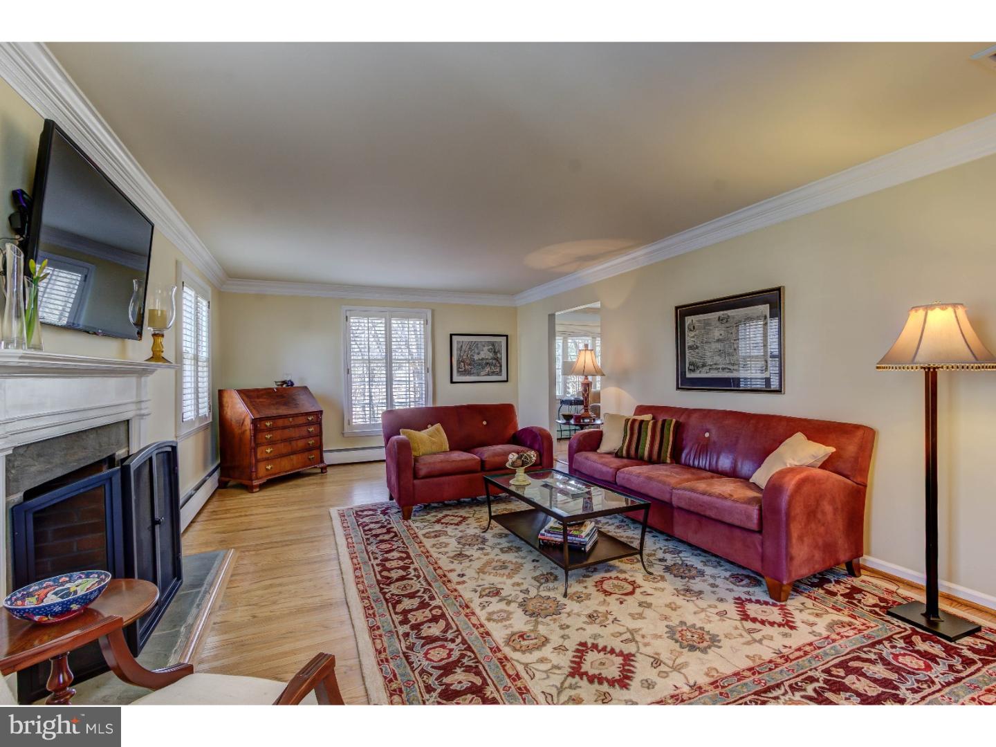 715 Mancill Road Wayne, PA 19087 - Photo 5 of 25
