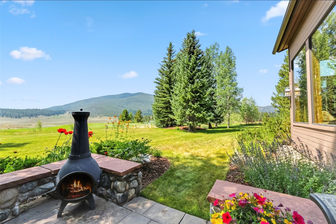 272 Penstemon Road Keystone, CO 80435 - Photo 16 of 50 a front view of a house with ocean view
