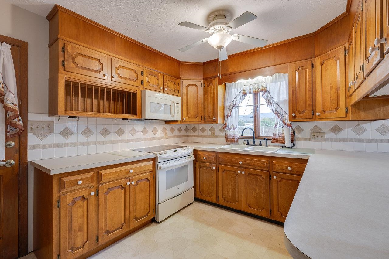 1612 Samuels Road Elkton, VA 22827 - Photo 20 of 73 Gallery Image 20